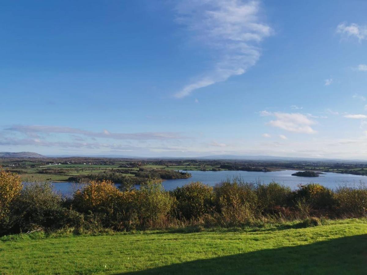 Corofin Lake Cottages Corofin (Clare) Exterior foto