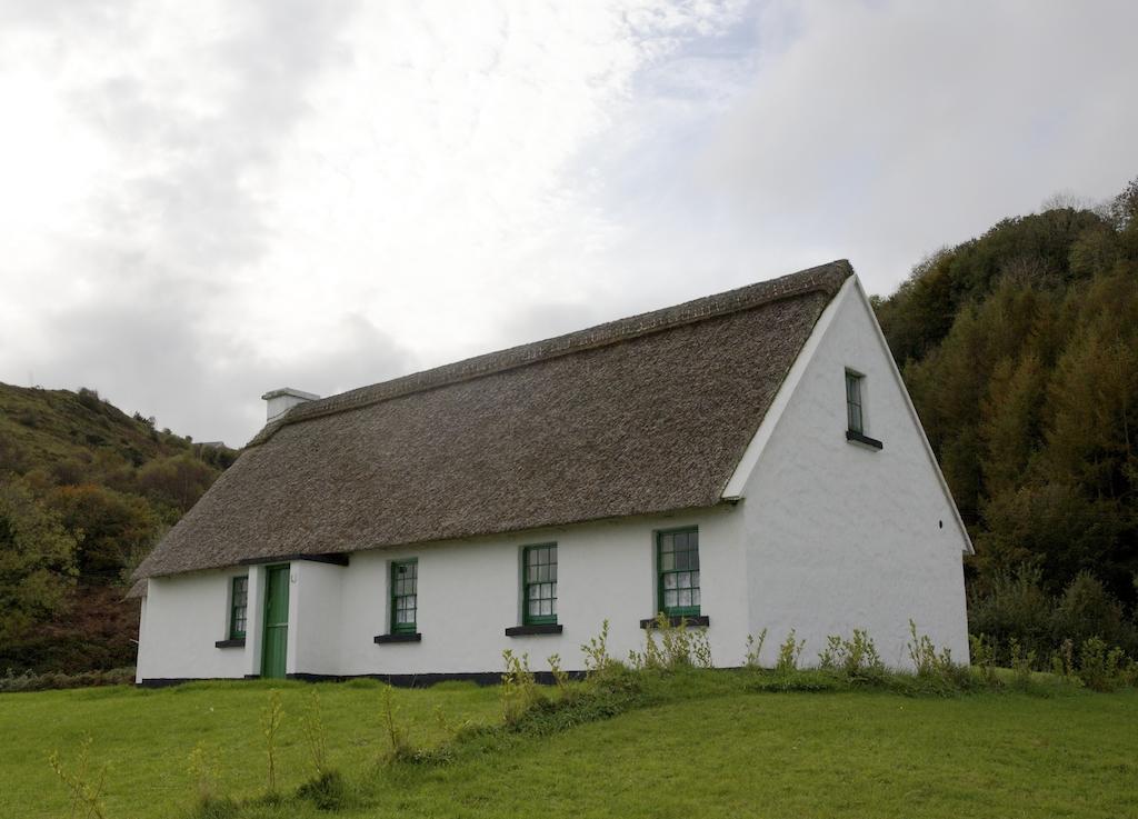 Corofin Lake Cottages Corofin (Clare) Quarto foto